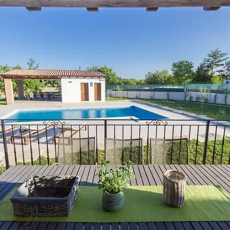Вилла With Private Pool Quiet Location