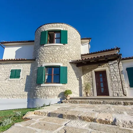 With Private Pool Quiet Location Вилла