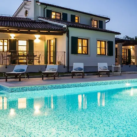 Вилла With Private Pool Quiet Location Hrboki