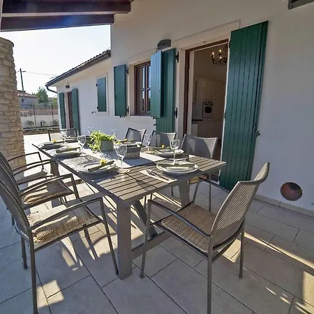 With Private Pool Quiet Location * Hrboki