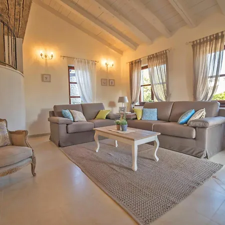 Вилла With Private Pool Quiet Location